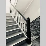 4 Sterne , 65 Qm 아파트