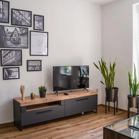 Apartament 4 Sterne , 65 Qm *